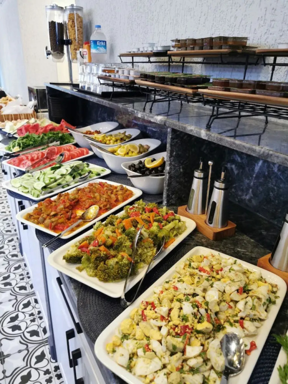 Luxx Garden Hotel