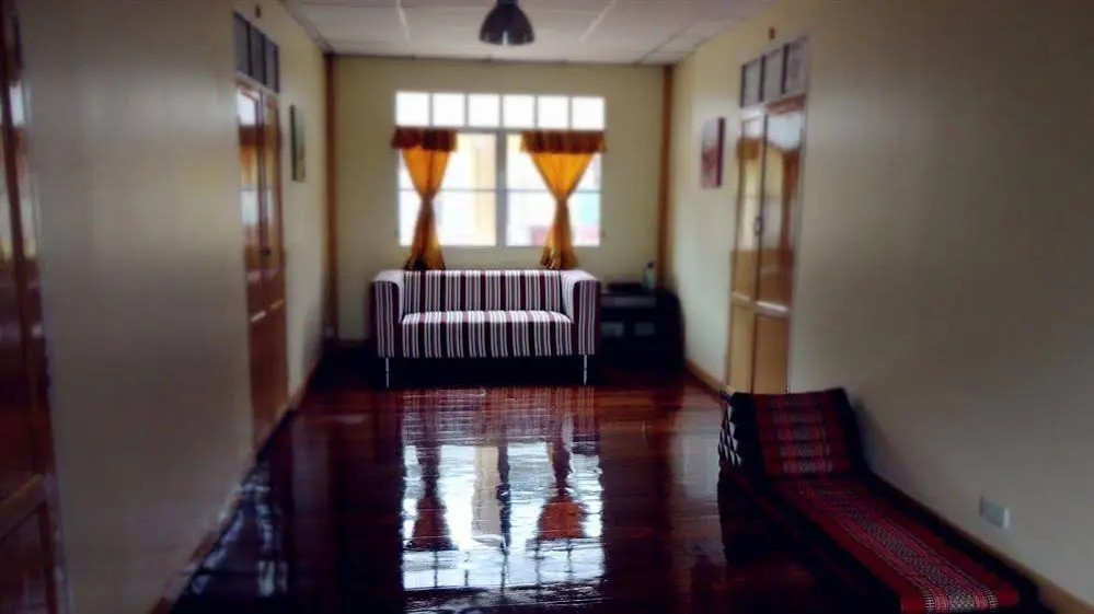 Baan Sathorn Backpacker Hostel