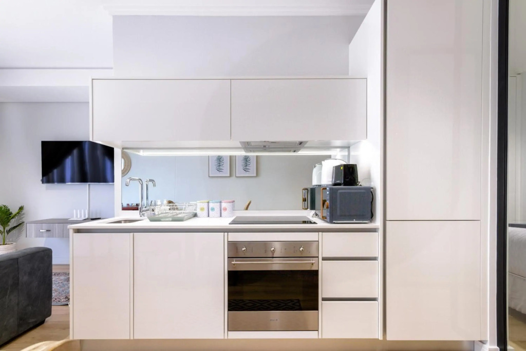 Alimama Spaces: Platinum Oaks Ellipse