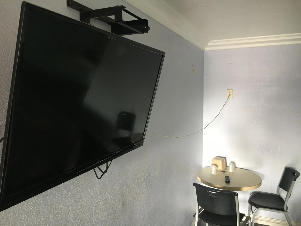 Budget Motel