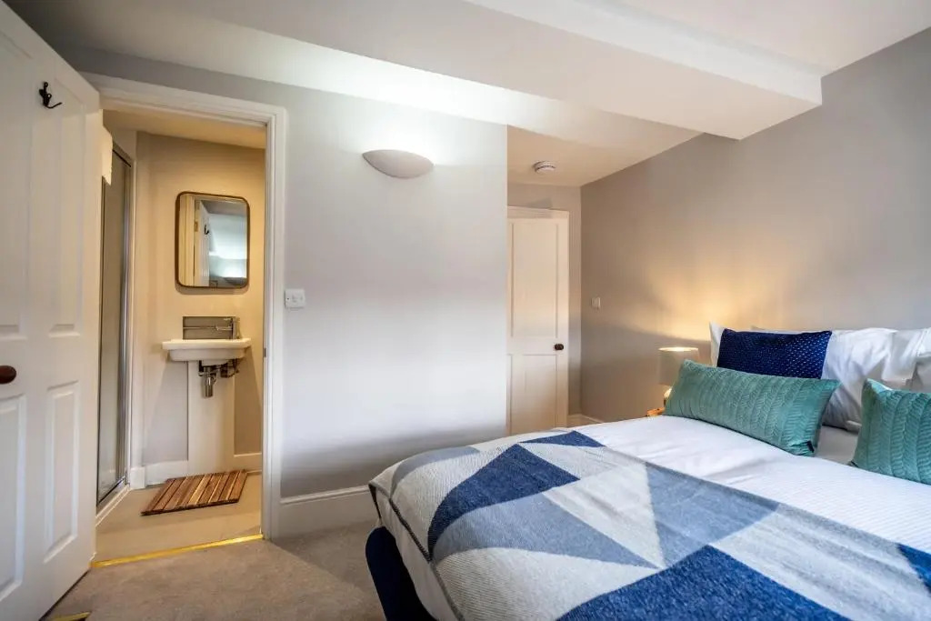 14 Castlegate