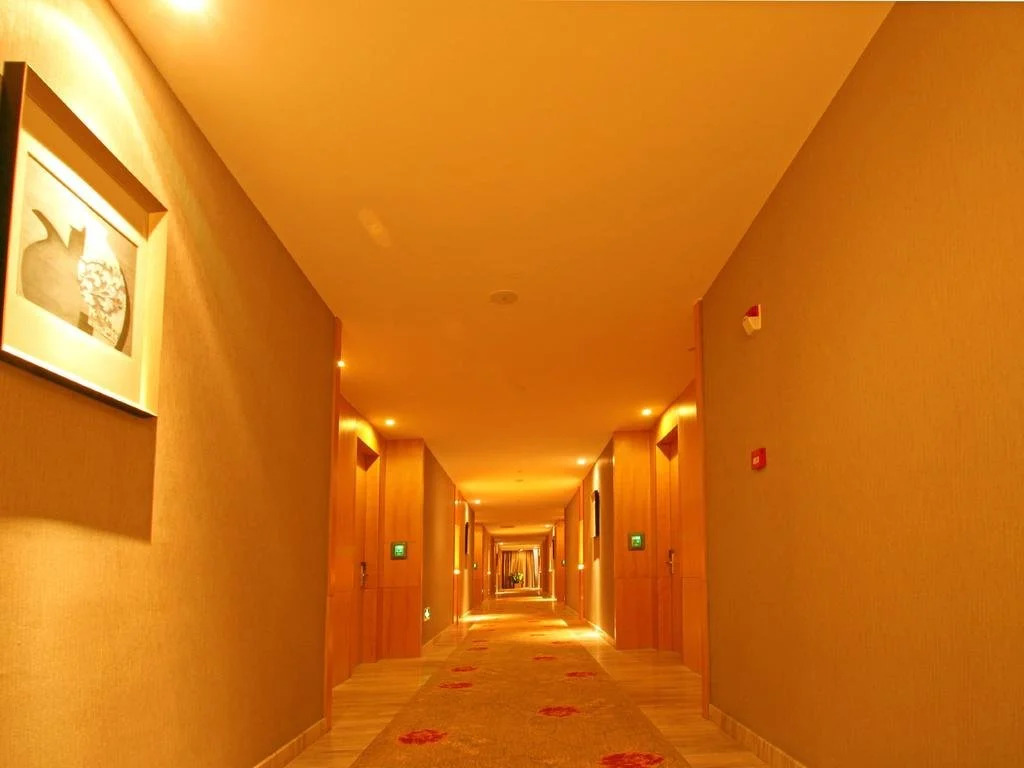Yazz Hotel