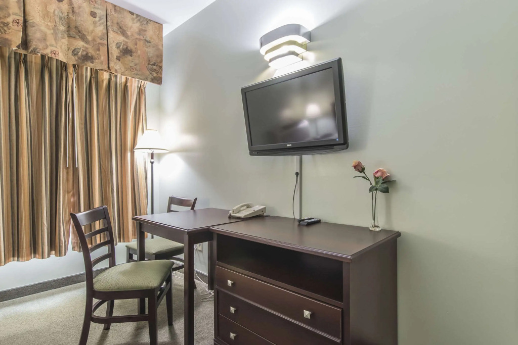 Econolodge Huntsville