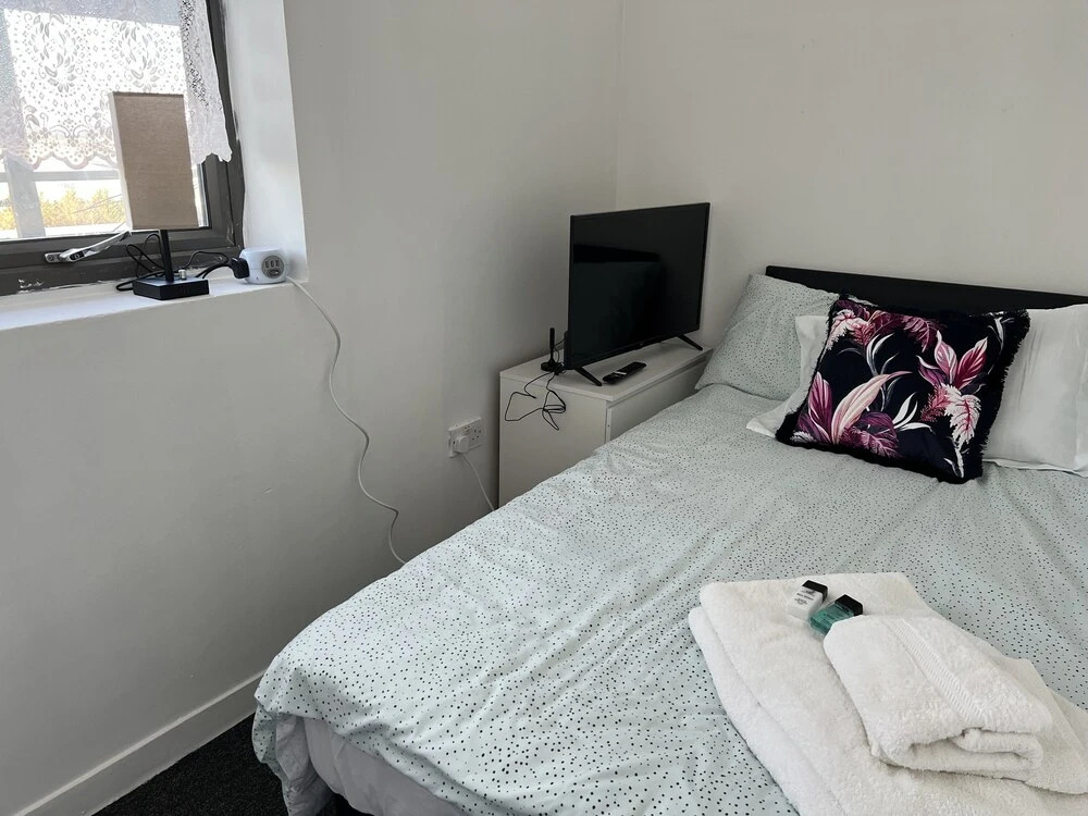 MJ apartment