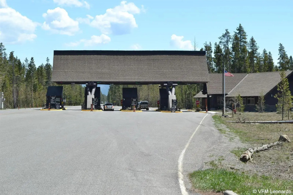 Crosswinds Inn