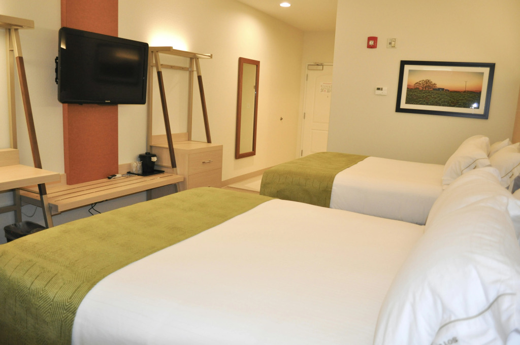 Holiday Inn Express & Suites Price by IHG