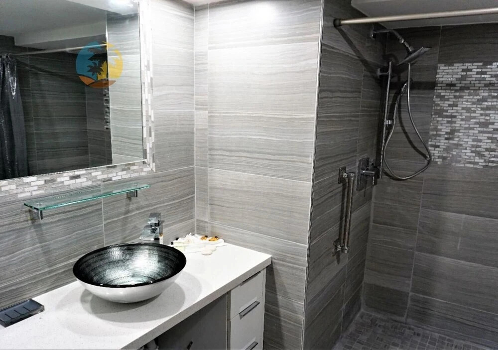 Luxury Beach Resort - HORA RENTALS