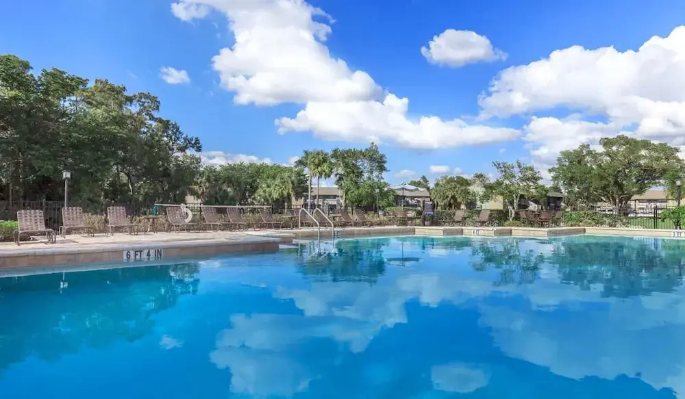 Landing Apartments Fort Myers Near Pine Manor