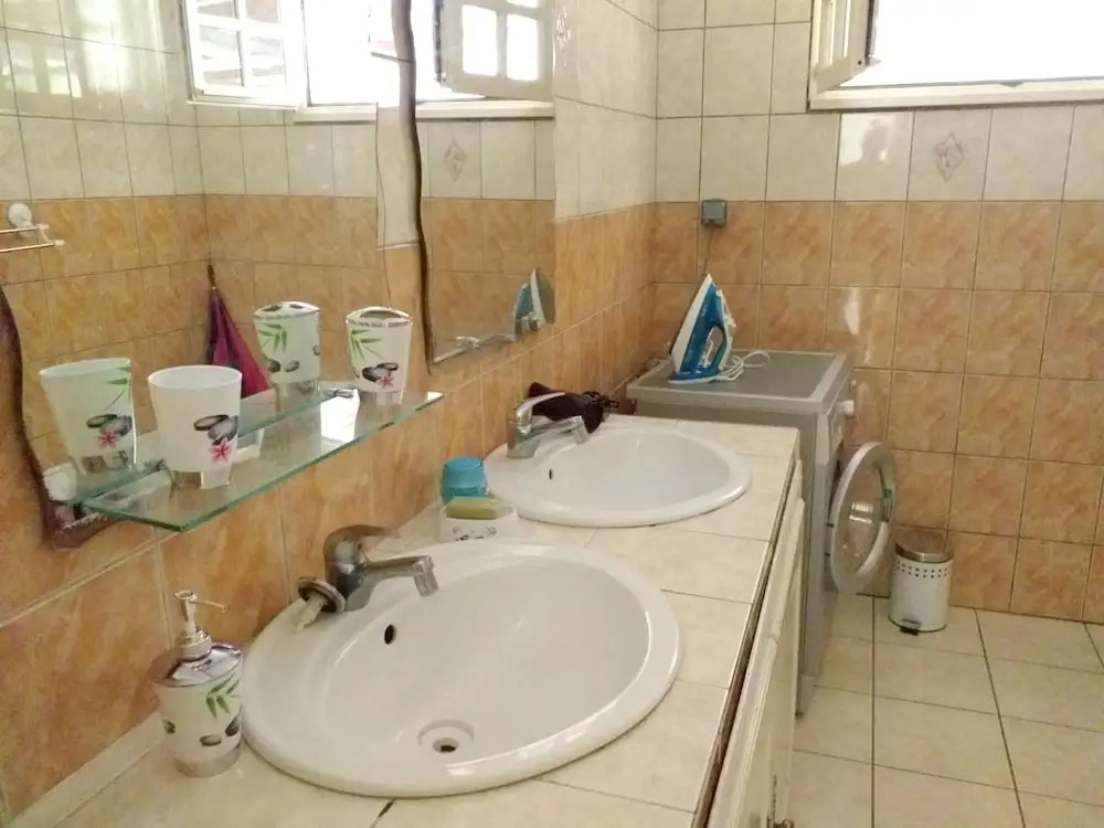 House with 4 Bedrooms in Saint-Leu, with Wonderful Sea View And Enclosed Garden - 10 Km From the Beach