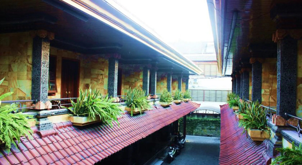 Segara Sadhu Inn Kuta by ecommerceloka