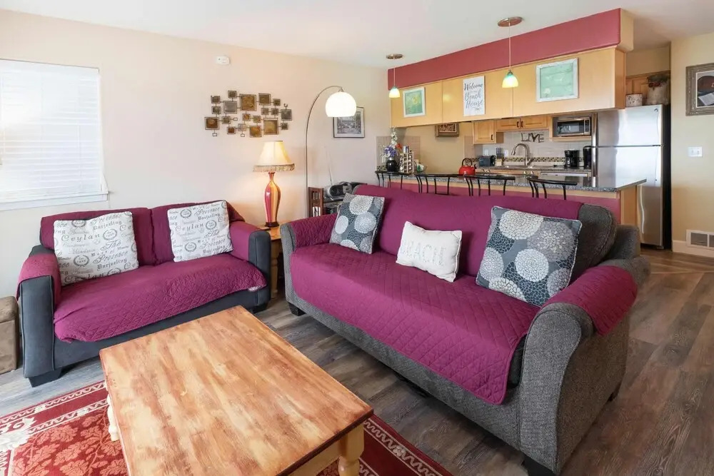 Waters Edge 207