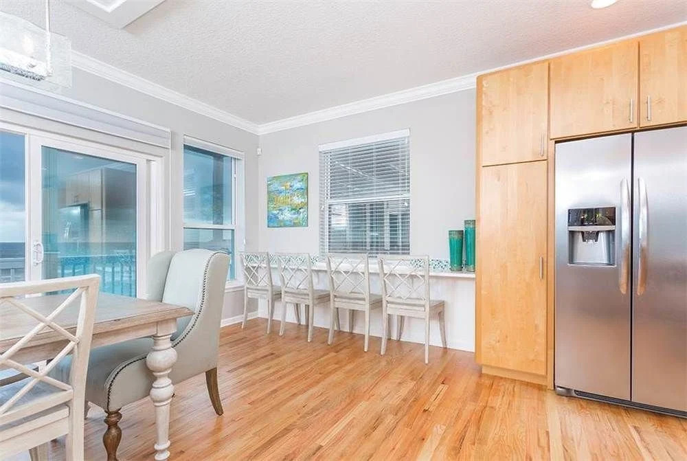 High Tide by Distinctive Beach Rentals