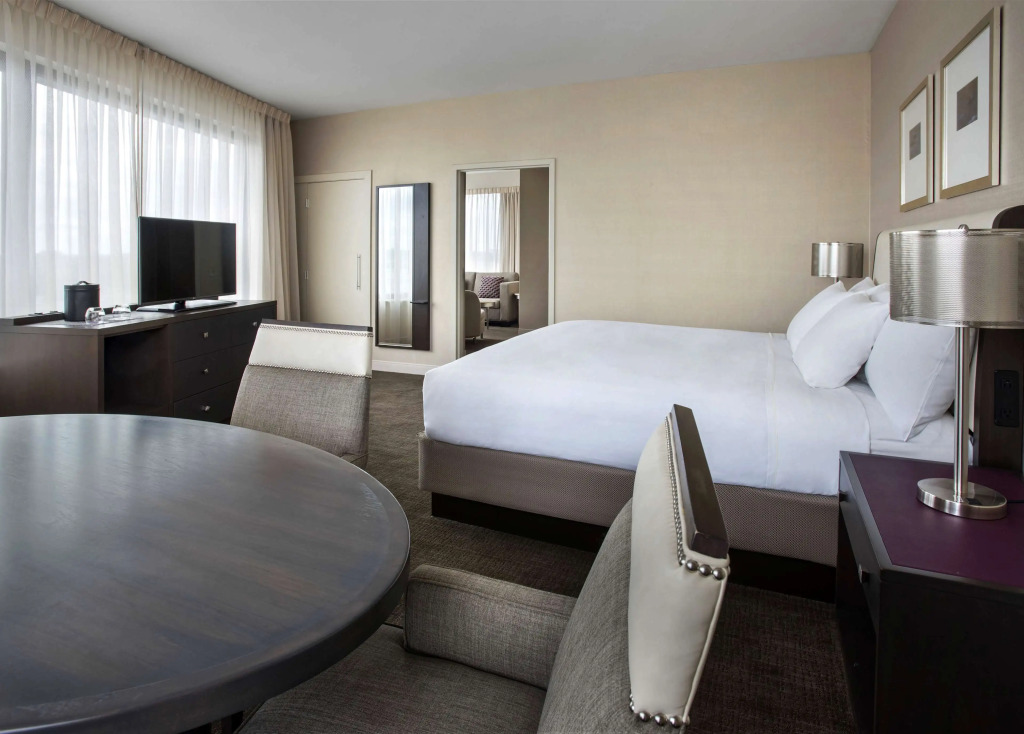 Hyatt Regency Pittsburgh International Airport
