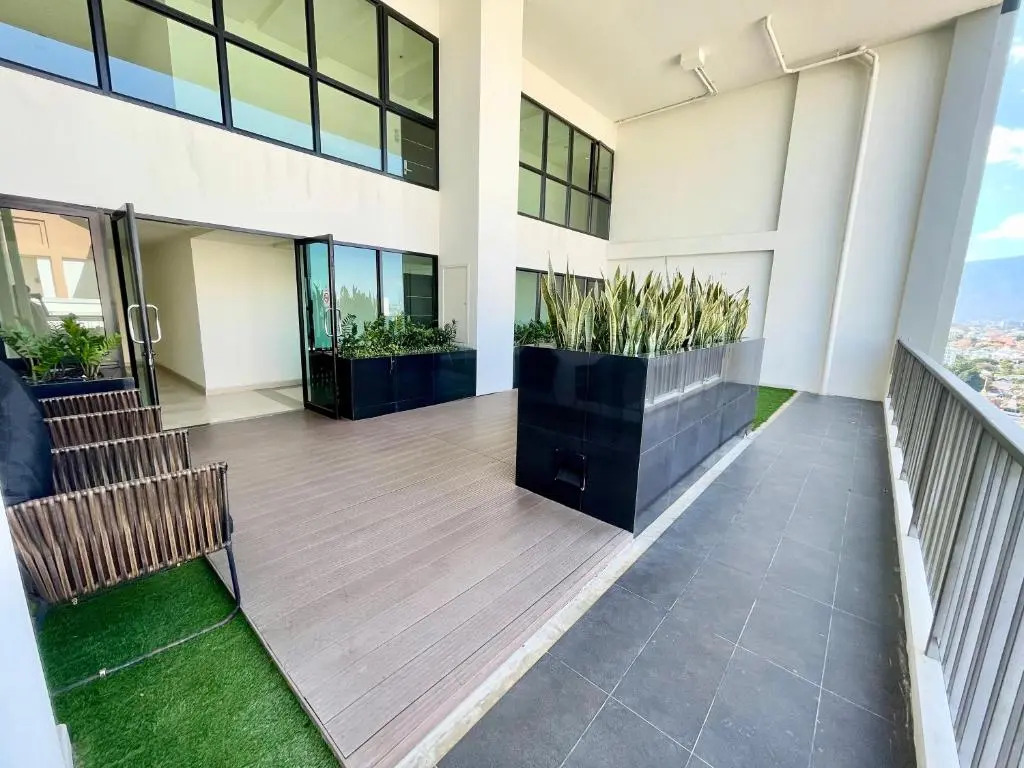 The Astra Condo 2 Bedrooms By Ping