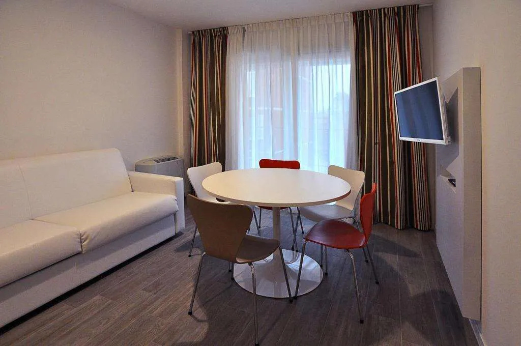BB Hotels Aparthotel Arcimboldi