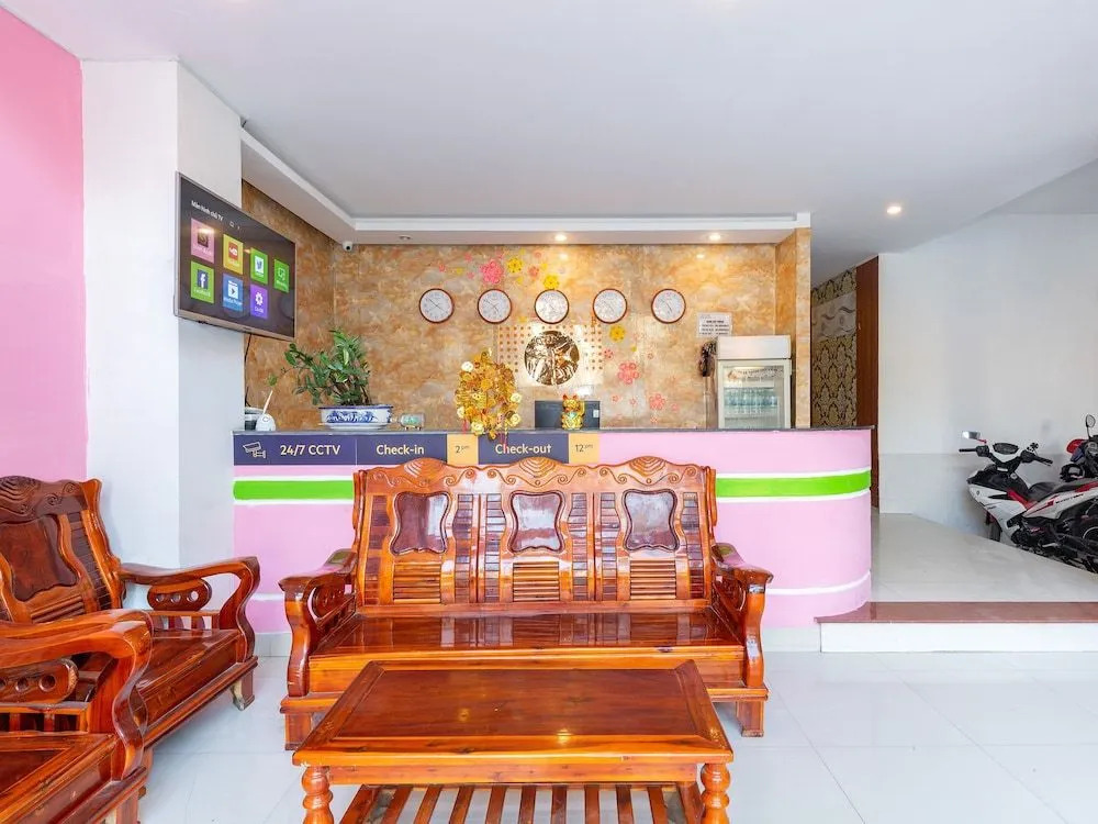 Spot On 793 Minh Hoang Hotel