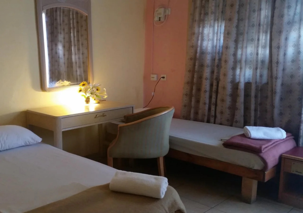 Hotel 28