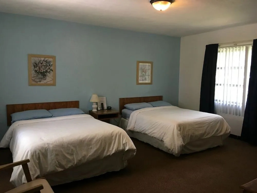 Cindy’s Motel & RV Park