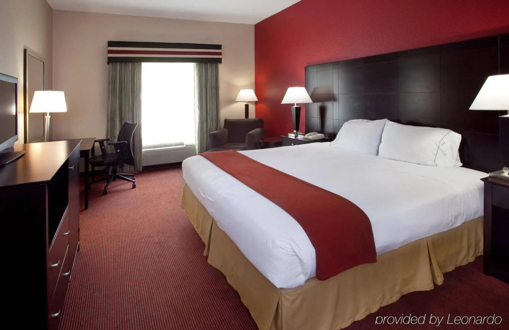 Holiday Inn Express and Suites Atlanta-Johns Creek by IHG