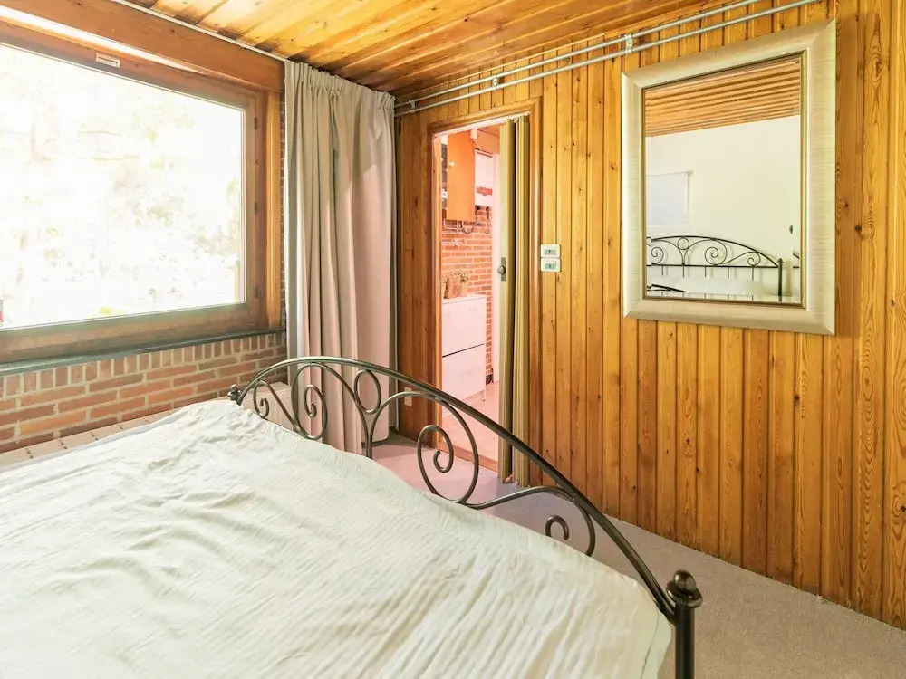 Lovely Chalet in Arendonk With Terrace