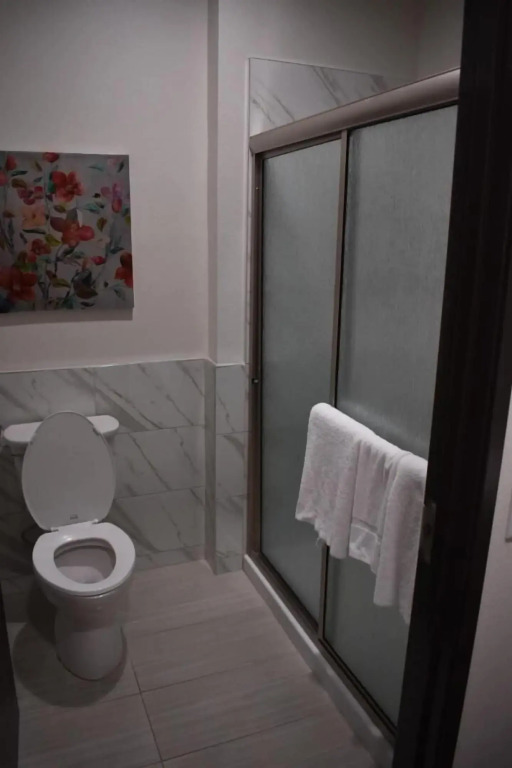 Grand Villa Inn & Suites - Humble