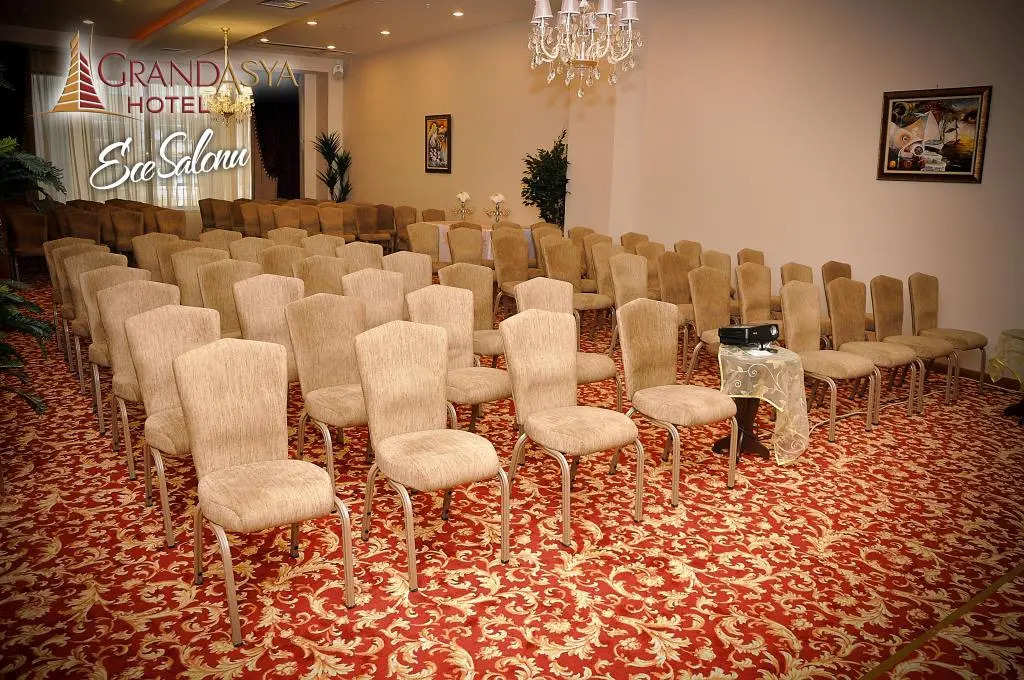 Grand Asya Hotel