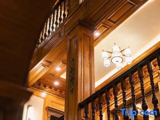 Xiahe Baizong Yueke Homestay