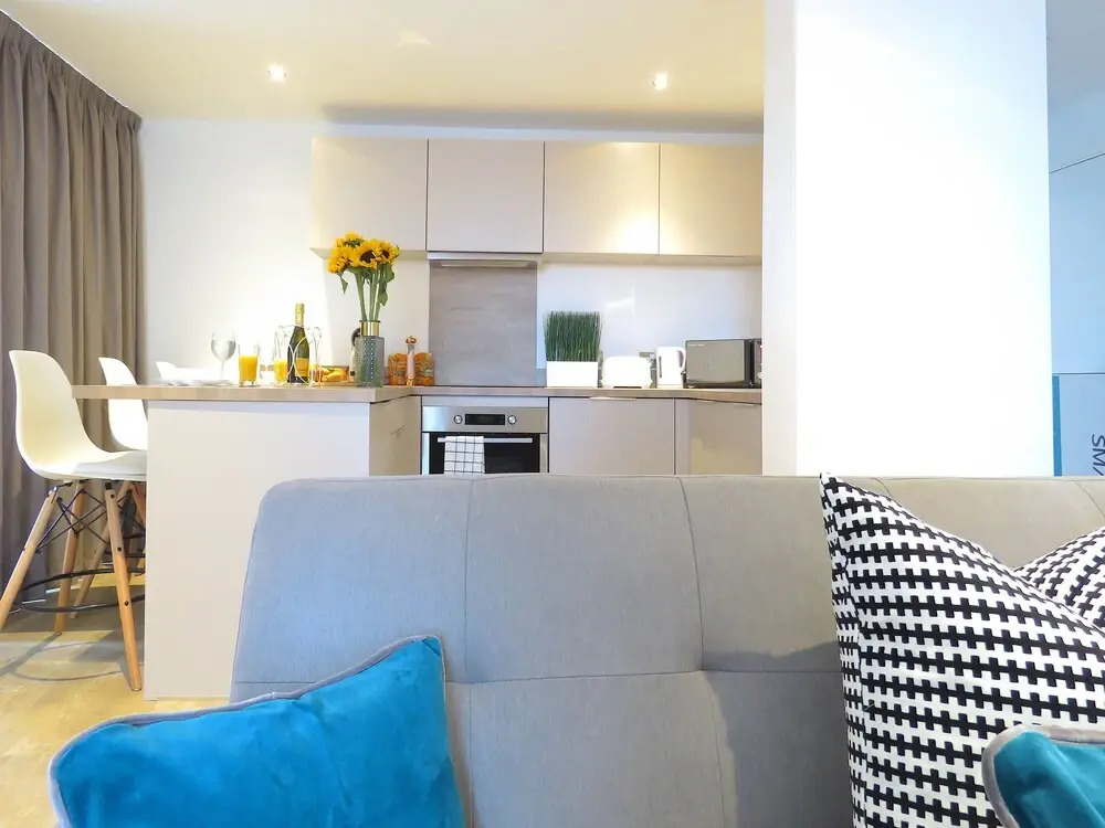 Tudors eSuite Grand Central Aparthotel