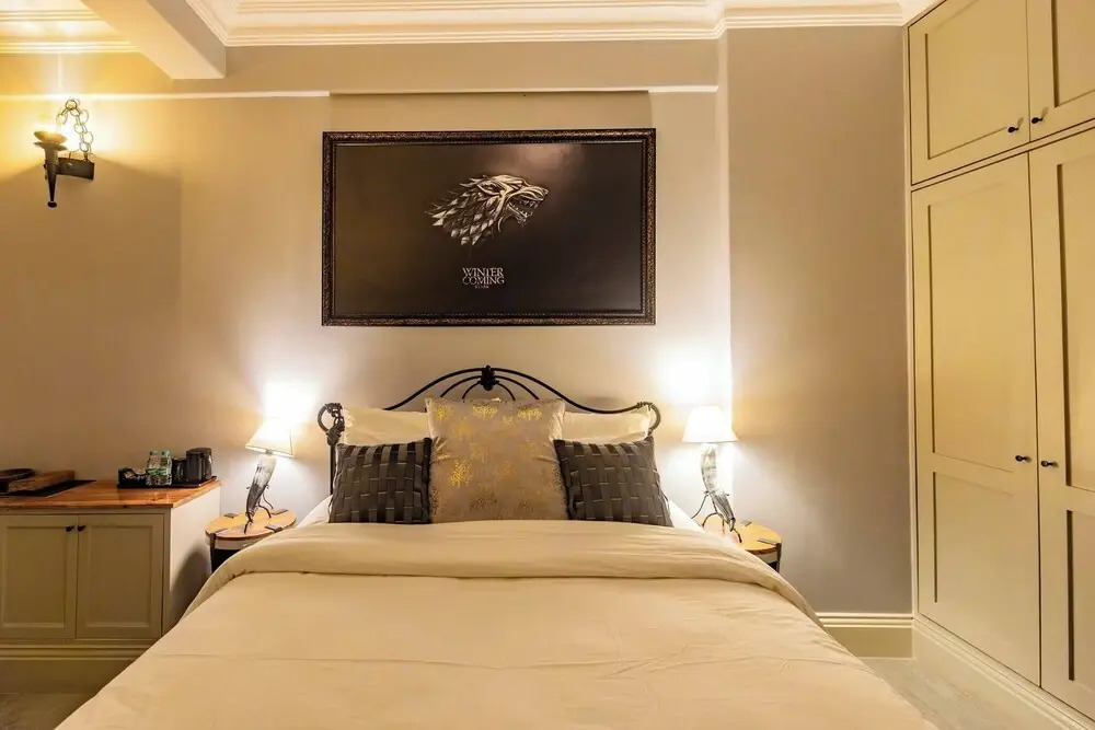 The Iron Throne A Bespoke Got' Theme Penthouse