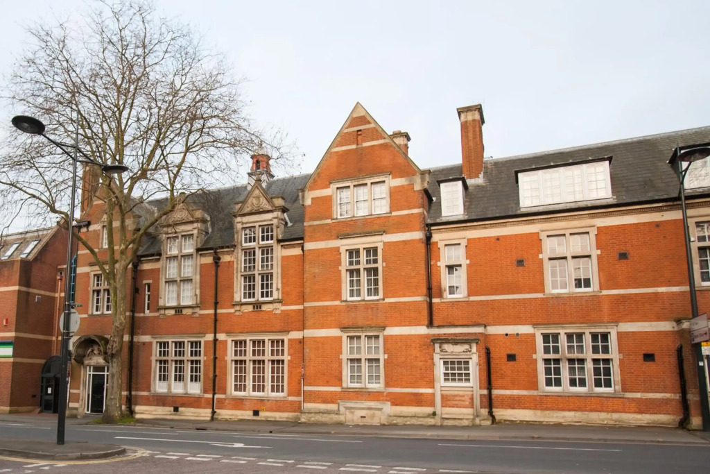 Hamilton Grace, 1, 2 or 3 bed, Parking SN1