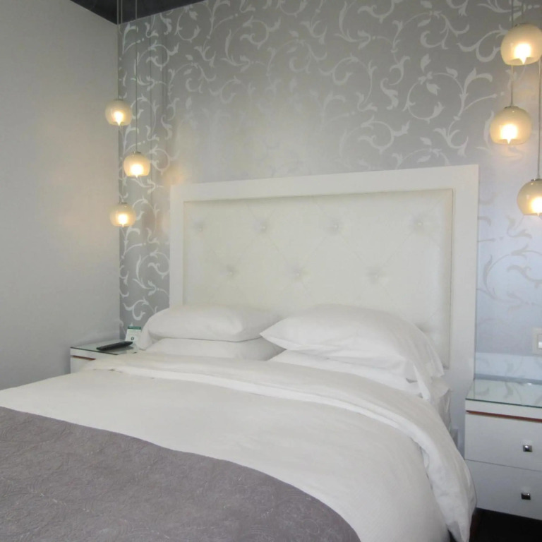 La Pensione Hotel