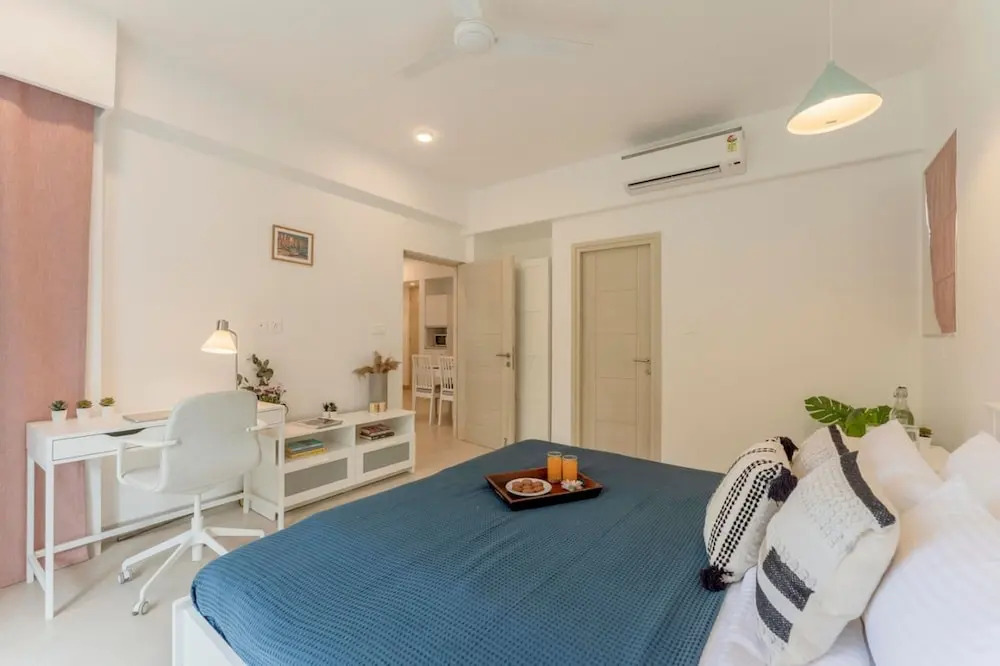 1BR Apt in Candolim With Pool 5 Mins From Beach