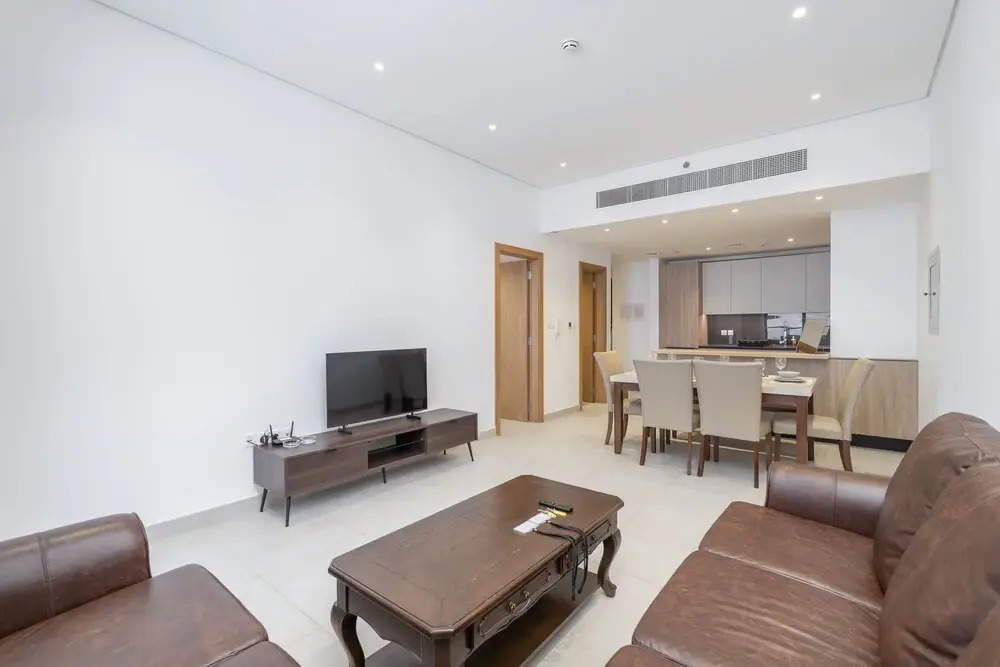 Lovely and Spacious 1 BR in Divine Residences