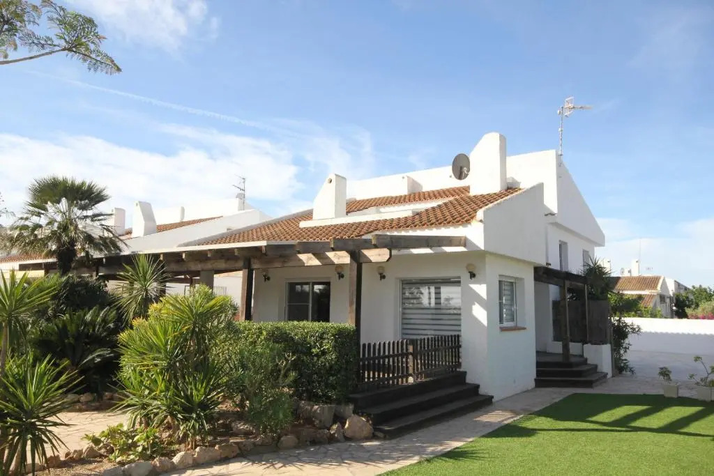Riumar "Primavera", 50m to beach, private pool, On-Site-Service, dog beach