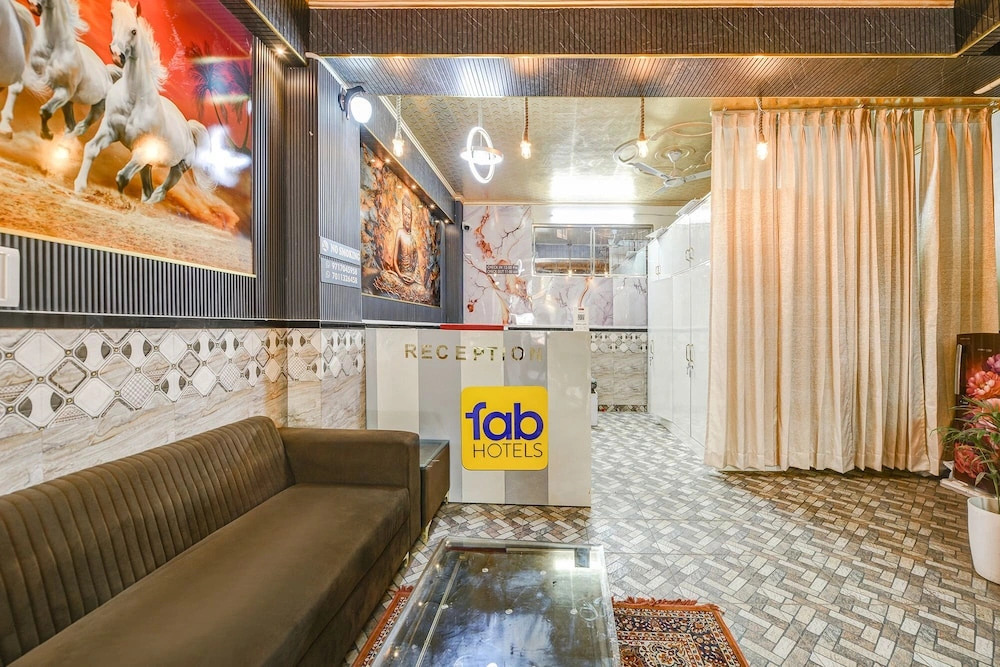 Fabhotel The King Residency