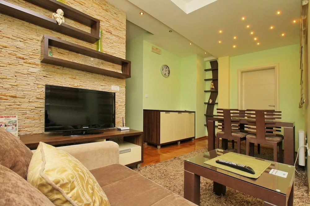 Apartments Radosti