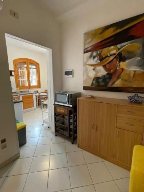 Apartment in Villa with Swimming Pool 20 Meters from the Sea
