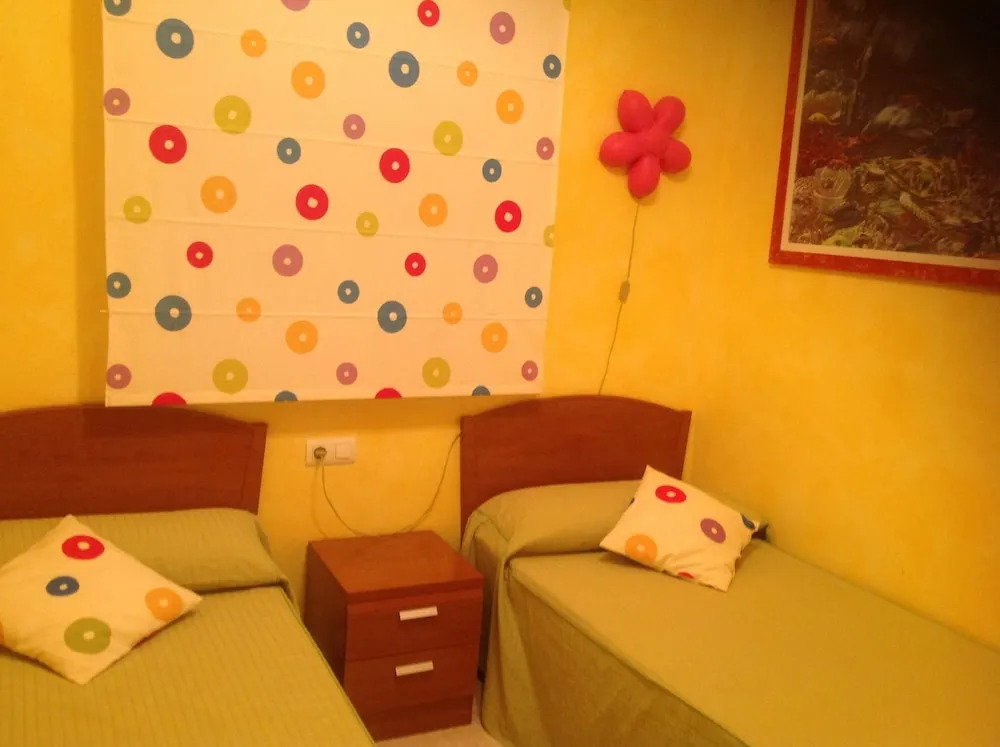 LET 4 U Costa Caribe I