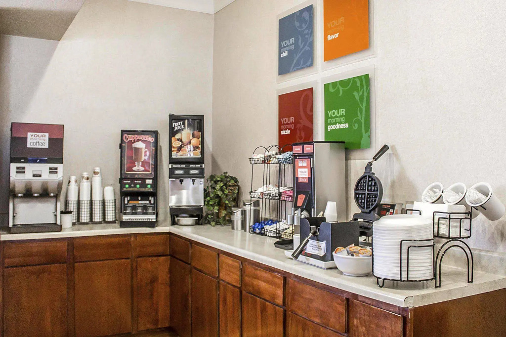 Comfort Inn & Suites Streetsboro - Kent