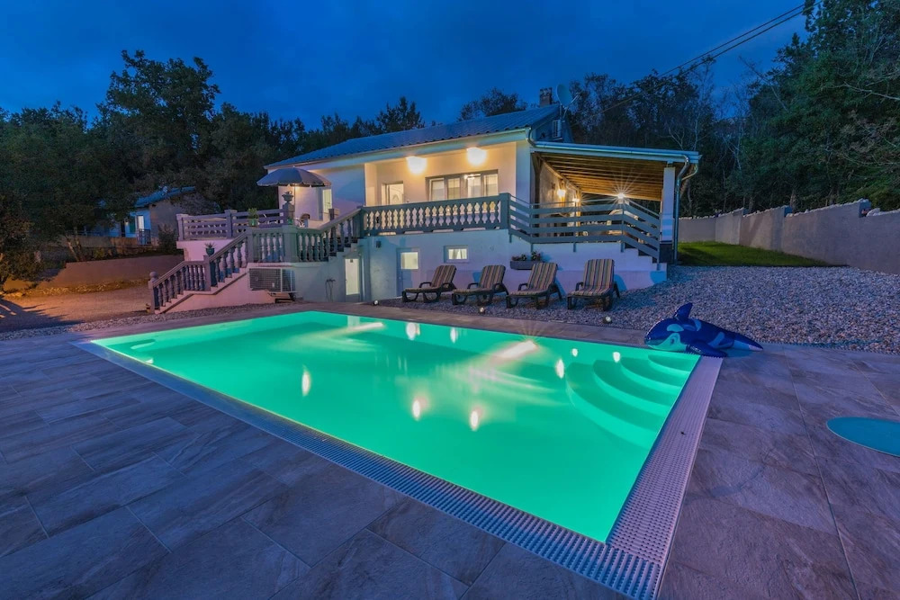 House Pavlina