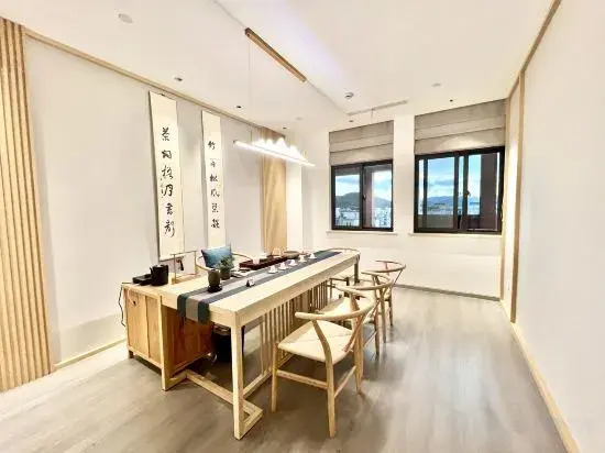Nanyuan New City Hotel (Dongqian Lake Xiaoputuo Youngor Zoo)