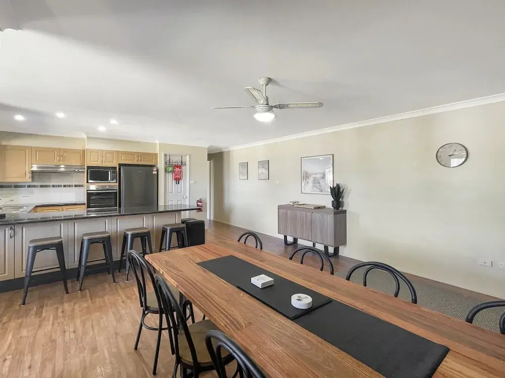 Our Haven: 4-bed Escape Near Beach & Mogo Trails