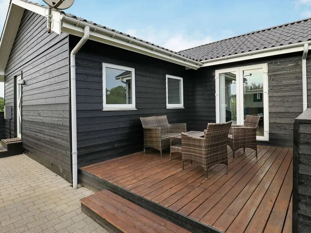 Cozy Holiday Home in SÃ¸ndervig near Beach