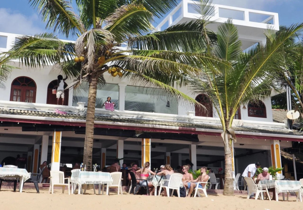 Royal Beach Hotel Hikkaduwa