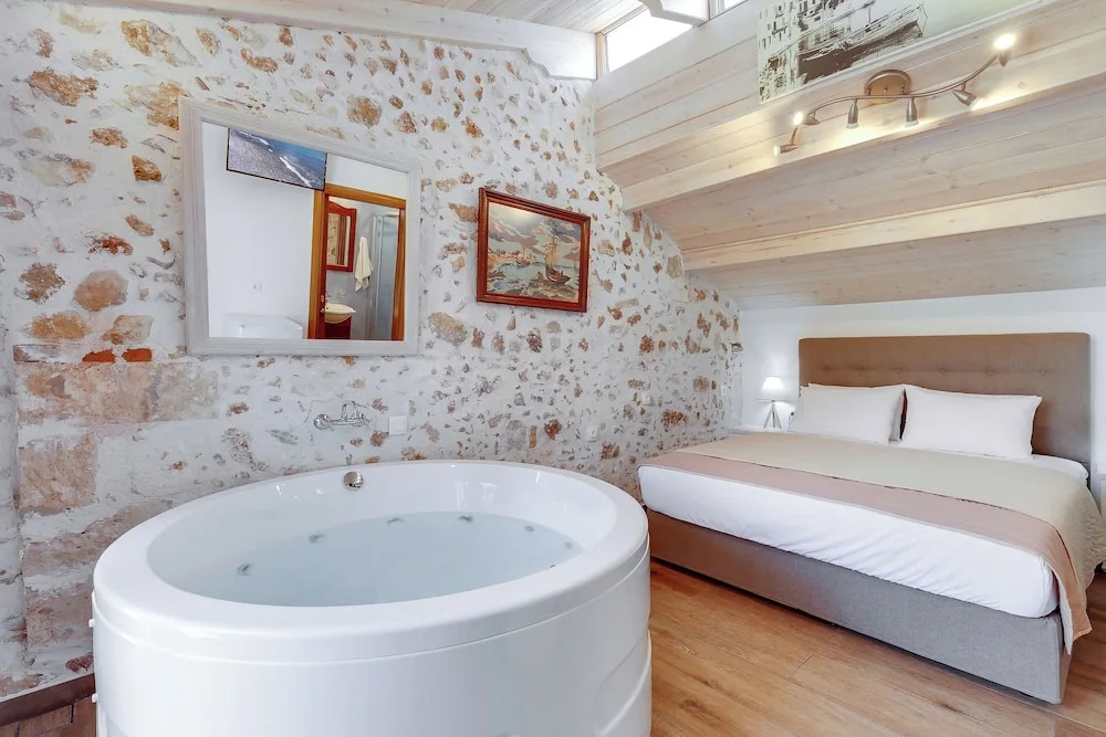 Hamam Suites Portou