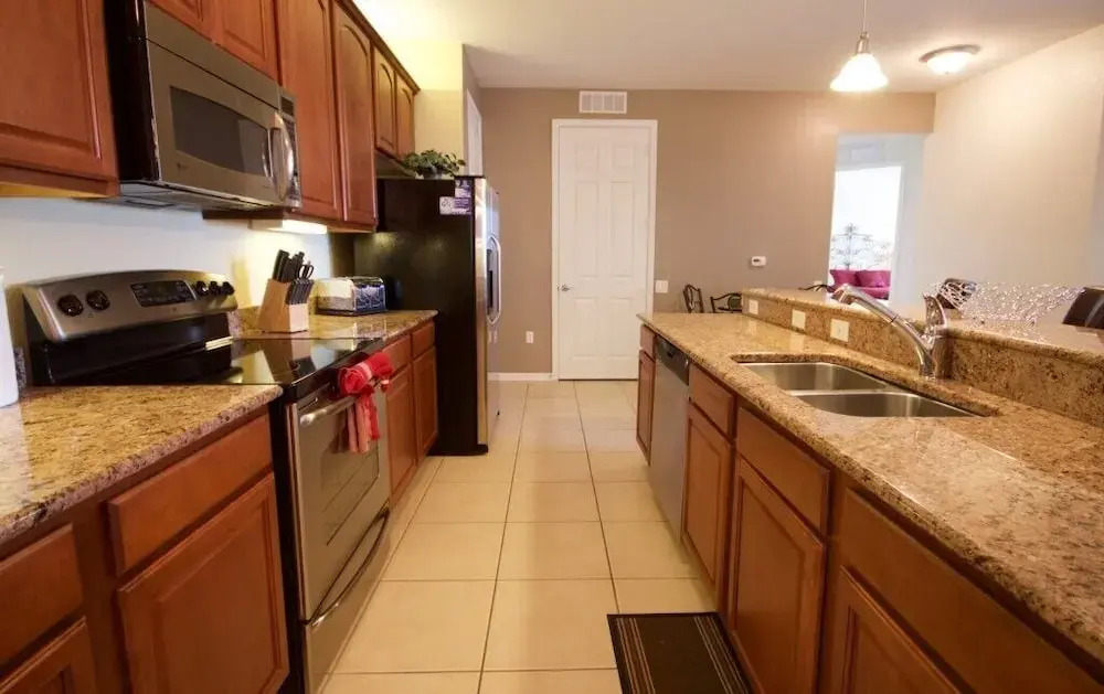 7-301 3 Bedroom Condo by RedAwning