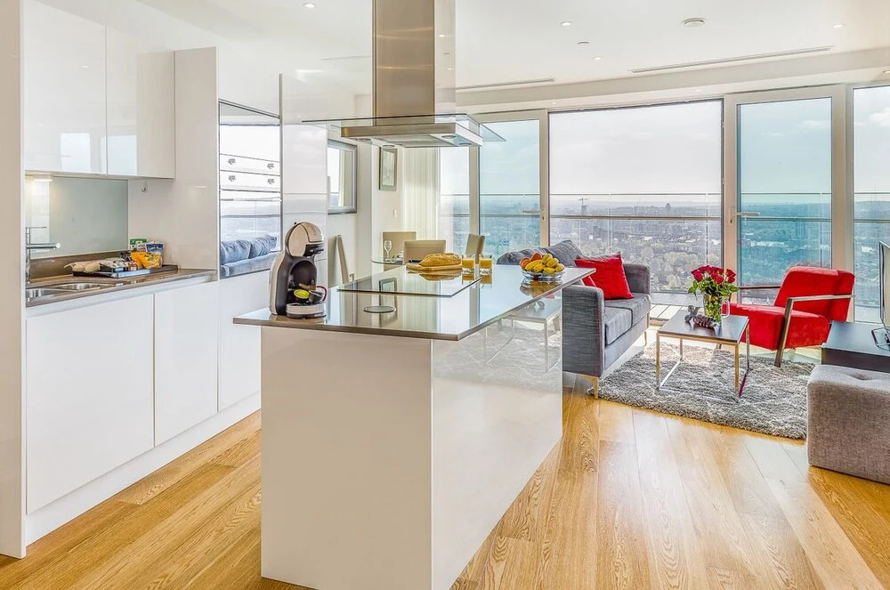 Q Canary Wharf Apartments - Arena Tower