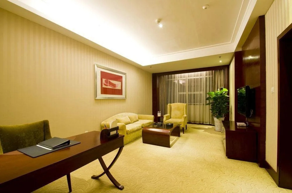 Eastar International Hotel