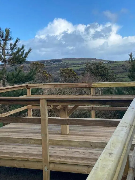 Rural Wood Cabin - less than 3 miles from St Ives