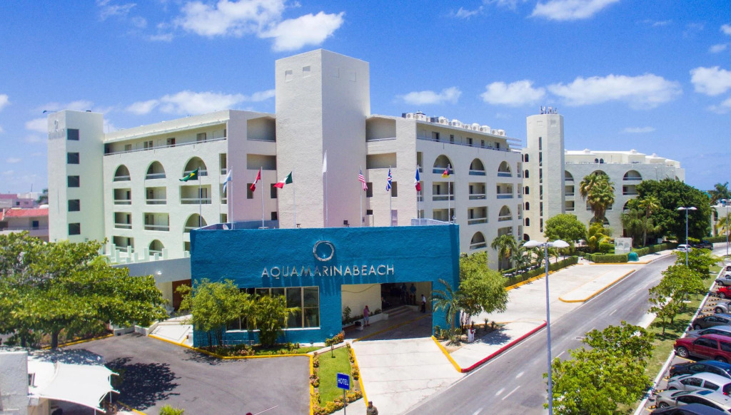 Aquamarina Beach Hotel